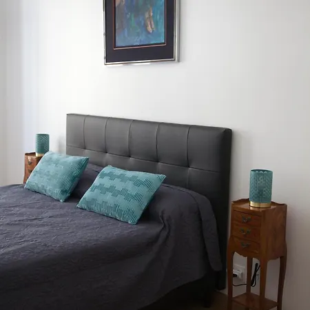 Josephine Apartment *